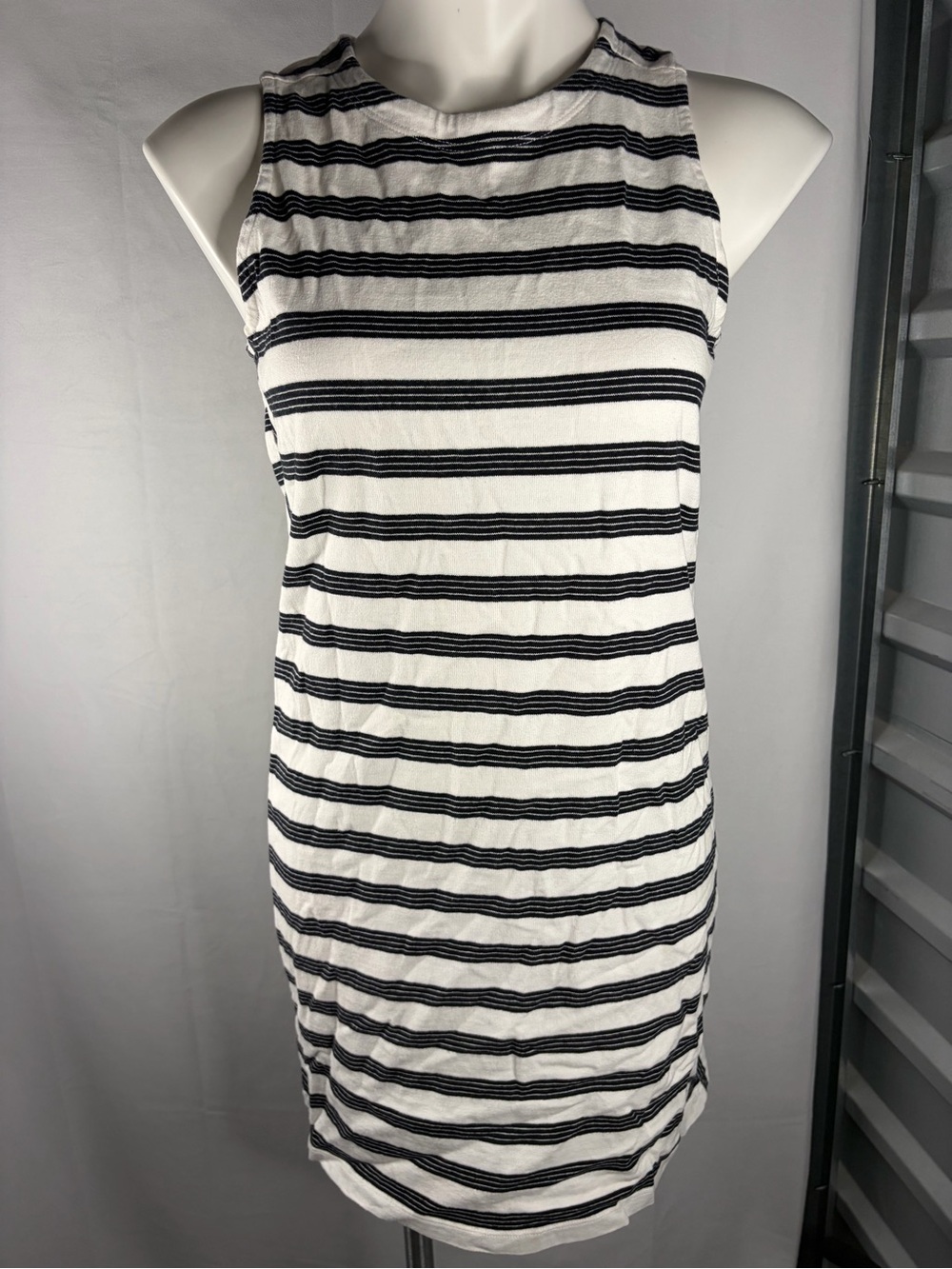 Vineyard Vines Sleeveless Striped Mini Dress - White and Black